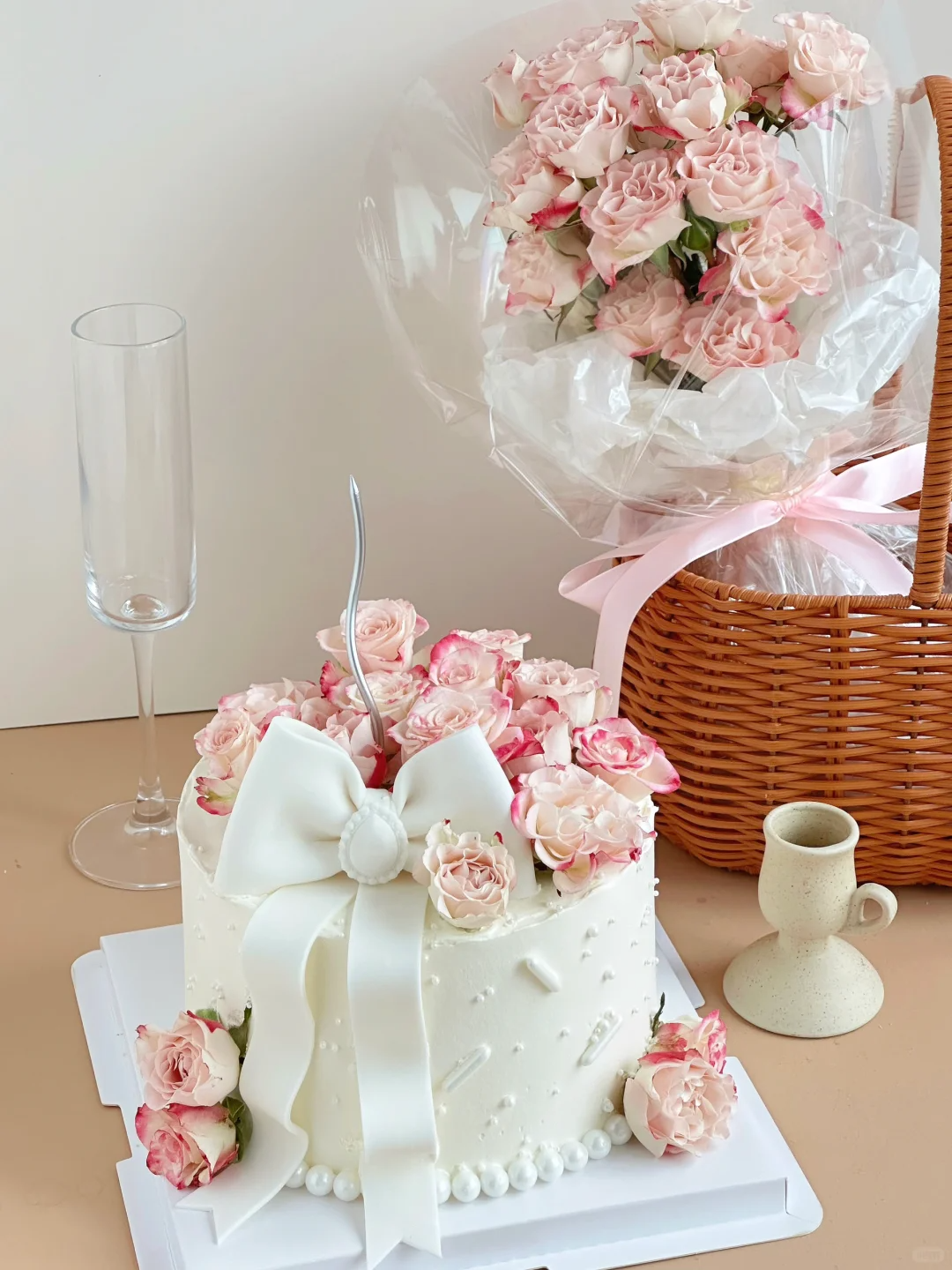 折射鲜花翻糖蝴蝶结蛋糕