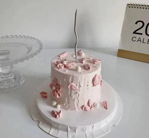 粉色裱花温柔系蛋糕 商品图0