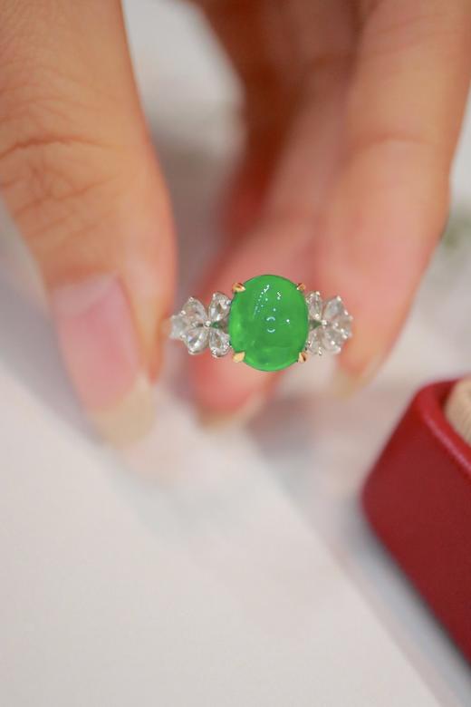 2.33ct 祖母绿戒指 商品图3