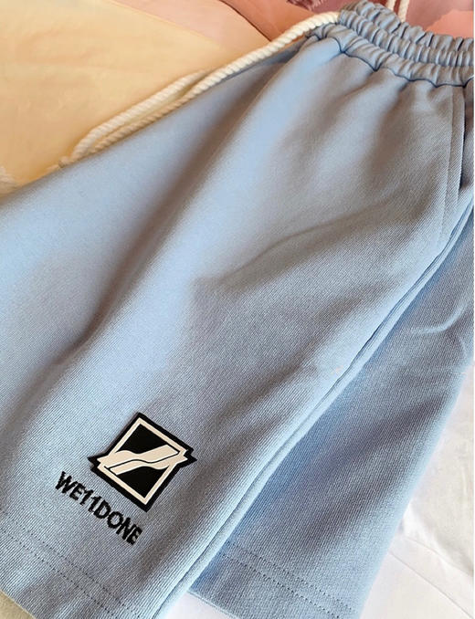 工厂特价出！we11字母刺绣短裤 商品图5