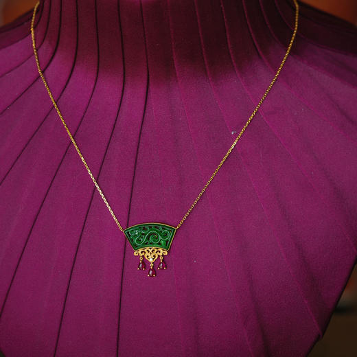 龢盒原创 18k金镶螭龙翡翠流苏锁骨链 项链 商品图2