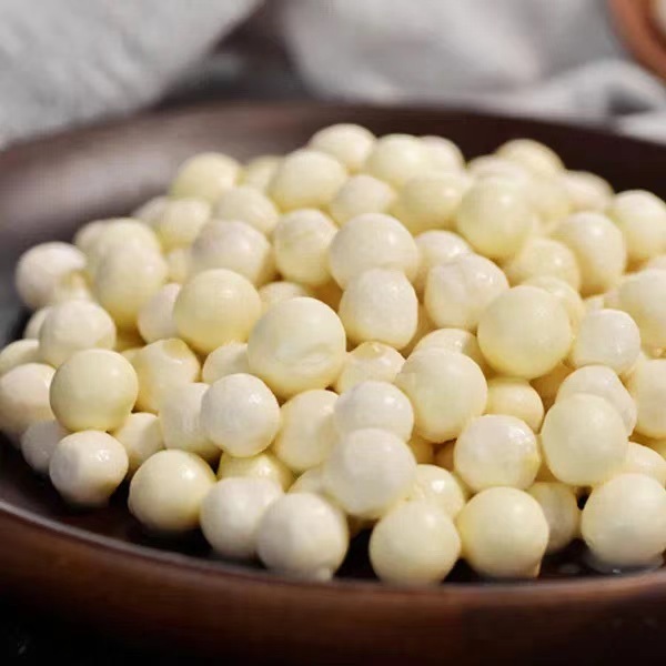 苏州鸡头米 水灵弹牙又软糯 女人的不老米 男人的长寿米 鸡头米赛蚌珠圆