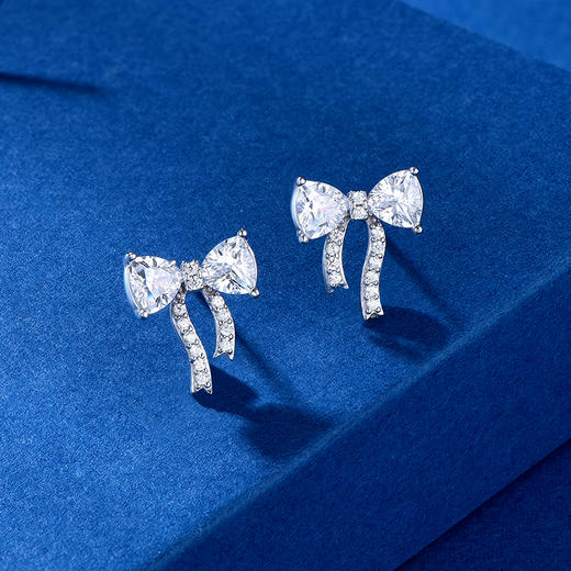 卡蒂罗/KADER 在逃公主系列 梦境蝴蝶结耳钉 925银幻梦蝴蝶大颗锆石闪耀设计耳饰 梦幻甜美璀璨吸睛恋爱告白配饰 商品图1