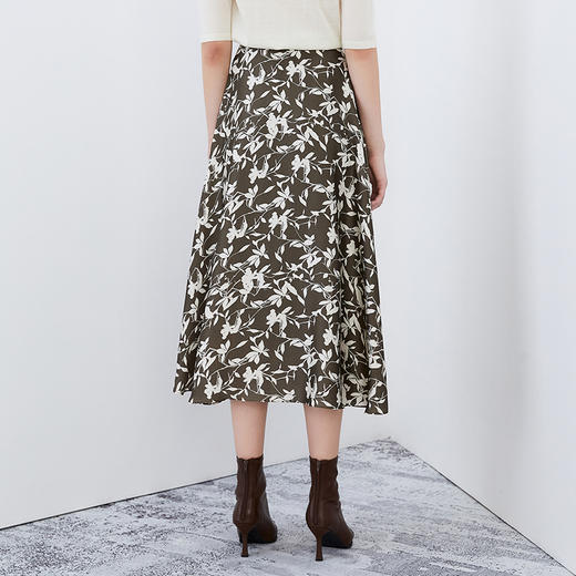 EITIE爱特爱秋季新款显瘦百搭气质印花高腰a字时尚通勤半身裙7506207 商品图4