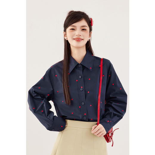 【严选】诗凡黎重工爱心绣花oversize衬衫2024秋新款慵懒宽松设计感上衣女7F7320061 商品图0