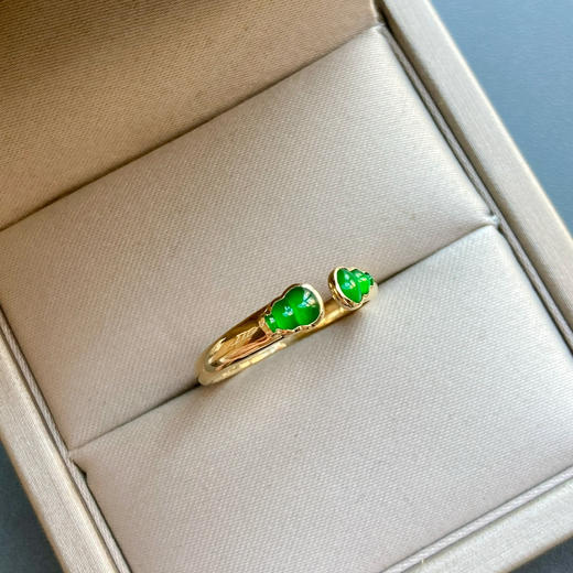 高冰种阳绿翡翠葫芦戒指18k黄金镶嵌 商品图1