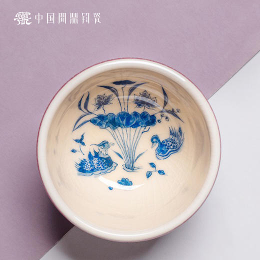 问鼎钧瓷鹅黄青花风水缸杯（鸳鸯永好） 商品图1