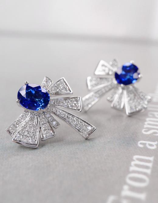 1.68ct 蓝宝石耳钉 商品图4