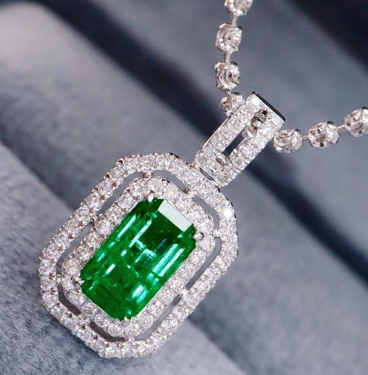 1.27ct 祖母绿吊坠 商品图0