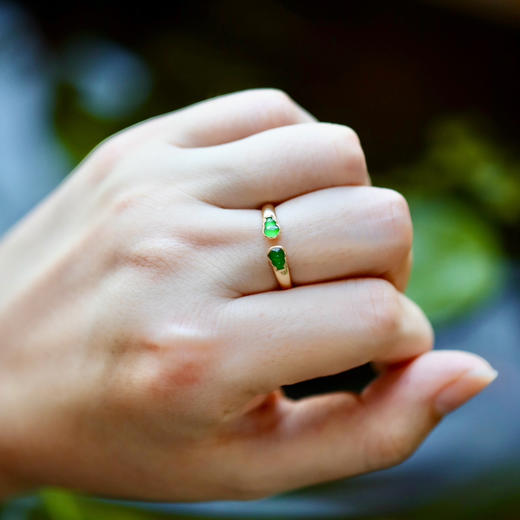 高冰种阳绿翡翠葫芦戒指18k黄金镶嵌 商品图7