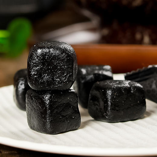 【香甜小满足！黄精黑葚糕】以黑补黑 唤醒精力，香甜软糯 满口芝香，一颗一口 美味好营养！传统工艺配方制作， 黑芝麻糕黄精糕手工糕点零食桑葚糕Y 商品图4