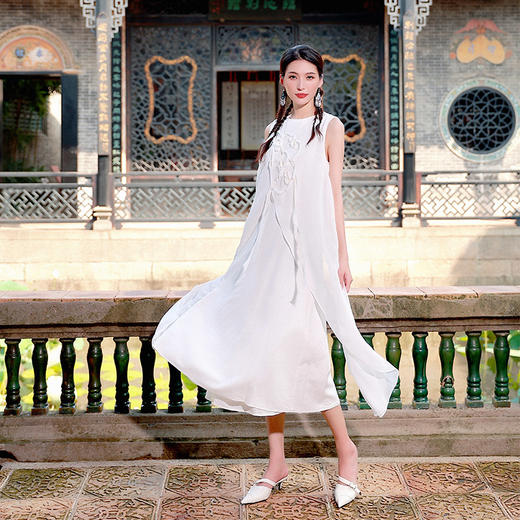 白色仙气款 | 楼台烟雨无袖连衣裙 | 现货加急发 商品图0