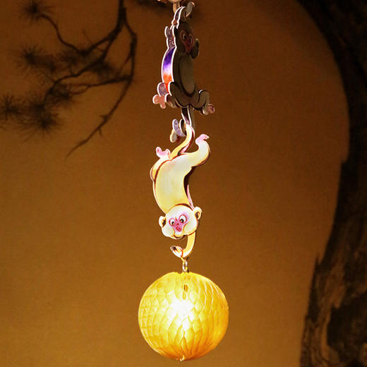 自然造物金猴抱月翻花DIY手工玩具益智灯笼挂饰文创有趣儿童礼物 商品图0