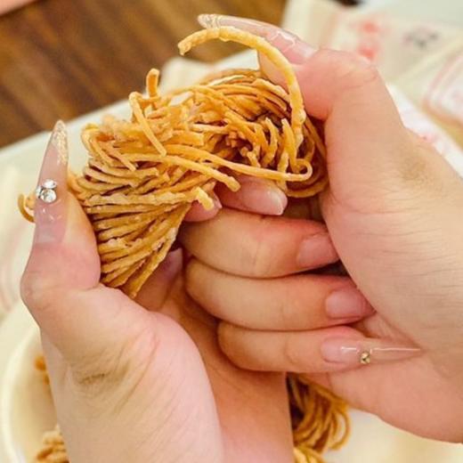 【金丝馓子】源自安徽古老工艺，传承数代。色如金丝，酥脆酥脆，咸香美味，怎么吃都不腻。咬一口嘎嘣脆，口感扎实自然 商品图2