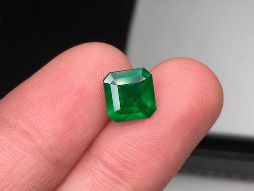 1.63ct 祖母绿裸石 商品图1