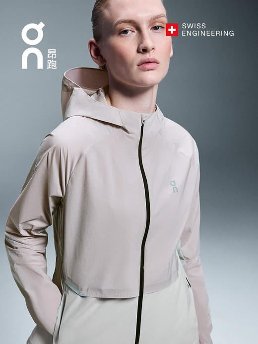 On 昂跑 Core Jacket 女款跑步夹克 商品图9