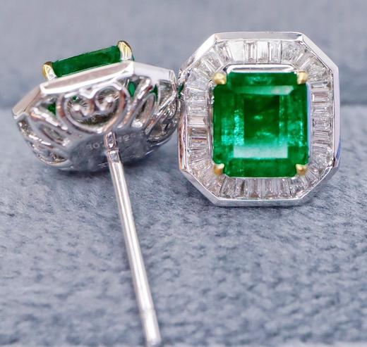 1.88ct 祖母绿耳钉 商品图0