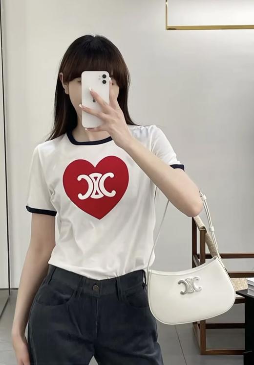 特价出！ce爱心印花短袖T恤 商品图1