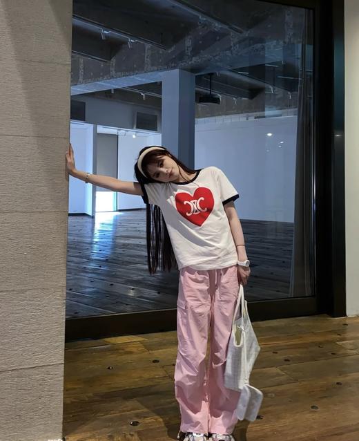 特价出！ce爱心印花短袖T恤 商品图4