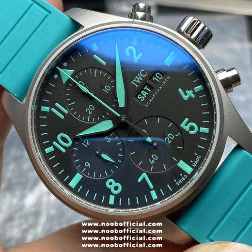ZF新品『基于正品original原版开模的super copy版本』 IWC+AMG工程师强强联手➕匠心制作➕打磨精良
IWC万国飞行员新款IW388108 飞行员系列 匠心研发3年才🉐以问世❕❕ 商品图5