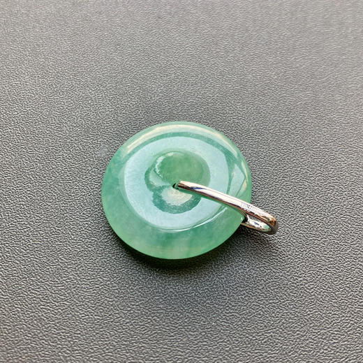 冰种晴水绿飘花翡翠平安扣18k白金钻石镶嵌 商品图4