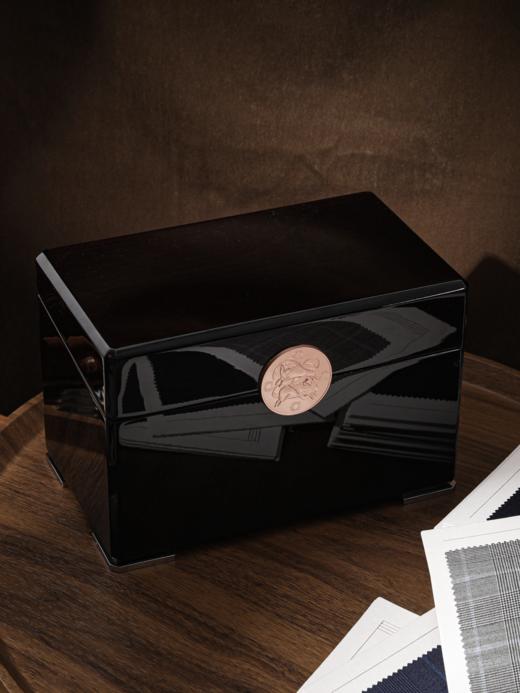 「爱好者直选36款」H. Lesser Lumb‘s Golden Bale 金奖羊毛全麻衬西装套装 商品图0