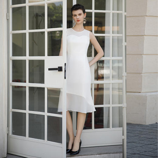 IWY/气质显瘦白色无袖内搭连衣裙女西装外套百搭法式长裙优雅鱼尾裙 Q1062 商品图2