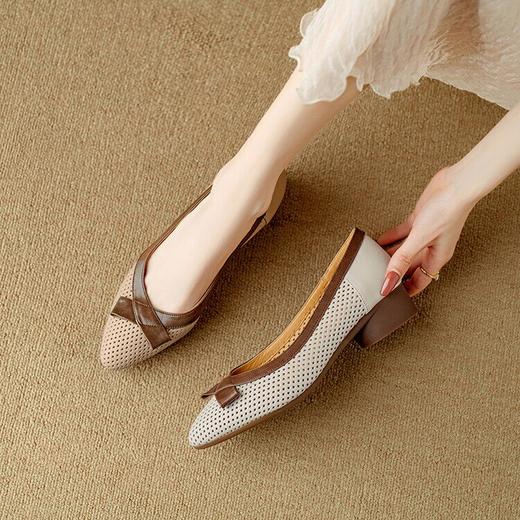 【预售5天】2024新款透气孔牛皮圆头透气洞洞鞋蝴蝶结一脚蹬舒适浅口女鞋DB&M5953 商品图2