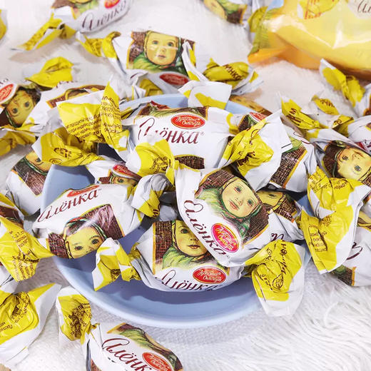 俄罗斯进口 爱莲巧牌牛奶夹心硬糖250g 商品图1