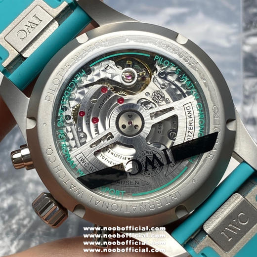 ZF新品『基于正品original原版开模的super copy版本』 IWC+AMG工程师强强联手➕匠心制作➕打磨精良
IWC万国飞行员新款IW388108 飞行员系列 匠心研发3年才🉐以问世❕❕ 商品图3