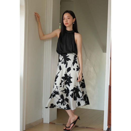 SUTUS《千金大小姐》丨设计感小众外穿挂脖背心 撩人单品 商品图3