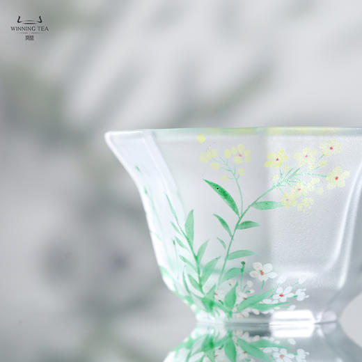 问鼎琉璃八方杯（花卉） 商品图3