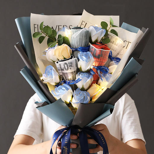 【七夕情人节送男生礼物】男朋友七夕礼品创意 送老公实用内裤花束 520情人节 商品图1