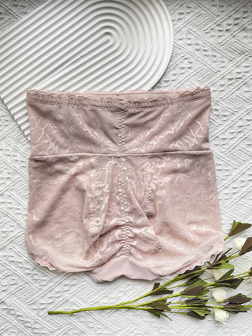 花痴小姐私物推荐——收腰提臀美体裤 ！瘦身 亻乍 弊~  上身服帖紧致无束缚，夏日小心机，兼具颜值与舒适体感~平坦小腹轻松穿出来~收腰提臀打造优美身材曲线~爱美的姐妹必入！ 商品图6