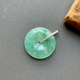 冰种晴水绿飘花翡翠平安扣18k白金钻石镶嵌