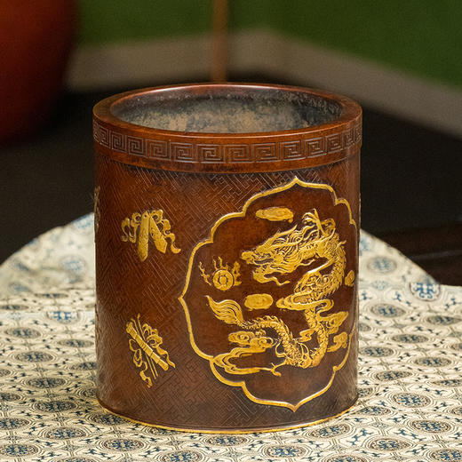 民国 铜鎏金暗八仙龙凤呈祥笔筒 商品图4