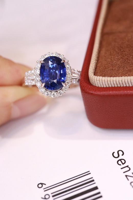 3.65ct 蓝宝石戒指 商品图1