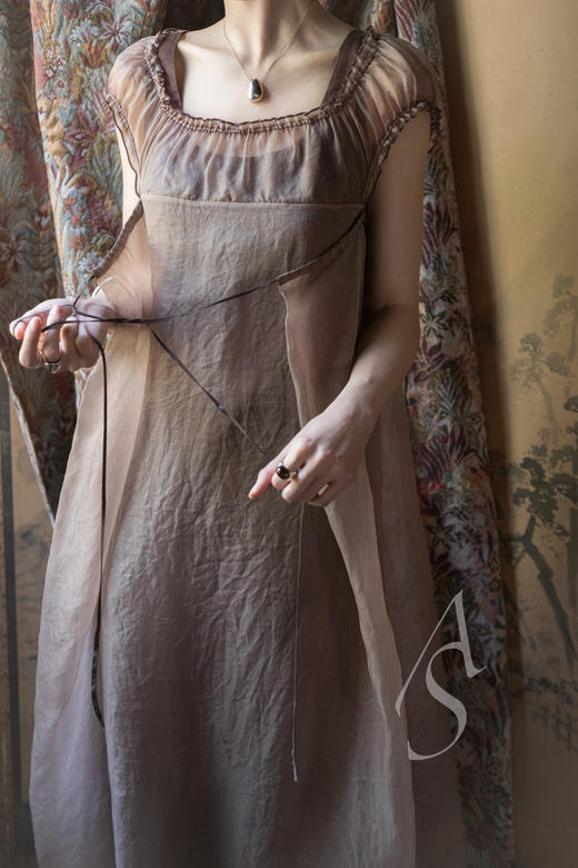 Phaedo  烟紫色/月白色褶边真丝连衣裙 商品图4