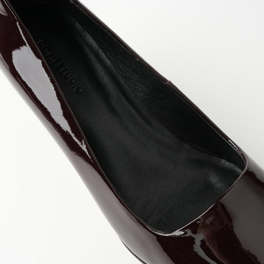 ROMI STUDIO“自我态度”羊皮拼Ancora红漆皮粗方根高跟鞋 24SSS194 商品图5