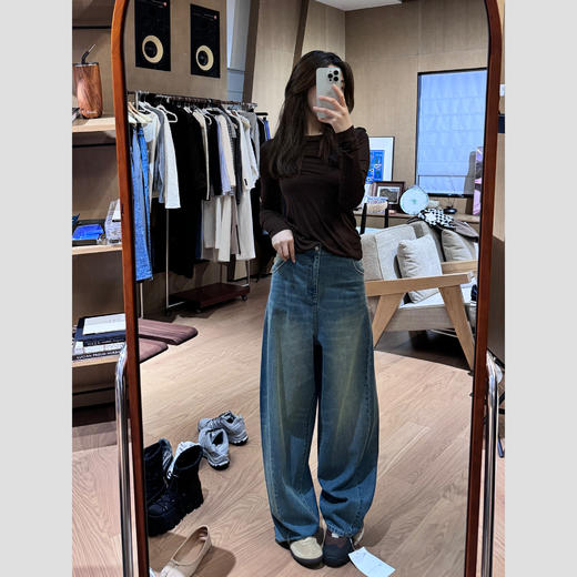 ROMI STUDIO”经典复古“100%棉细斜纹洗水宽松微垮牛仔裤23AWN1306 商品图2