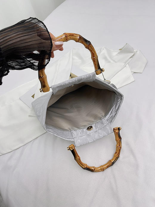 【新中式大容量竹节手提包】国风串珠刺绣波纹国风汉服南风淡雅方包 商品图3