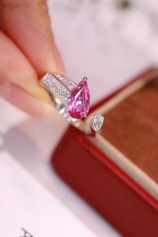 1.34ct 蓝宝石戒指 商品图3