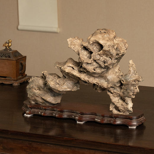 清 英石文房赏石（红木座） 商品图1