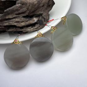 18K烟紫吊坠-半山半水皇冠扣圆牌