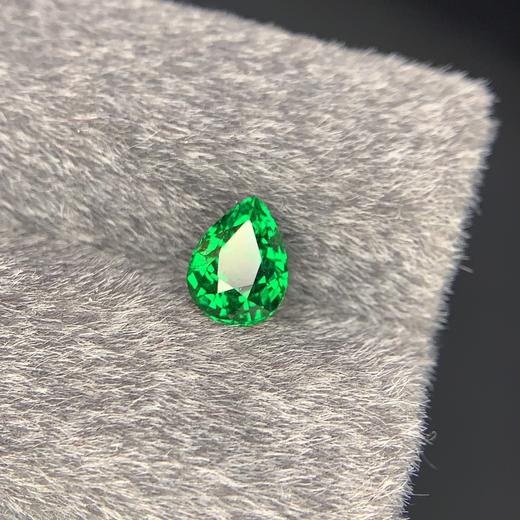 1.5ct 沙弗莱裸石 商品图4