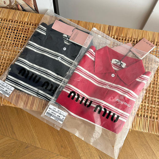 高端miumiu*短款条纹polo短袖062704 商品图5