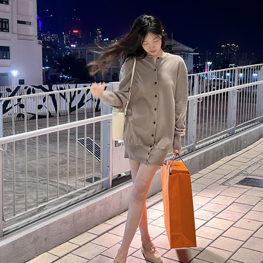 ROMI STUDIO“内外兼备" 100%棉圆领包臀纯色百搭长款针织衫M3783 商品图2