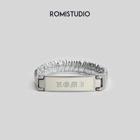 ROMI STUDIO 钛钢手链 “简约百搭”小众设计字母羊皮弹力手链S3553
