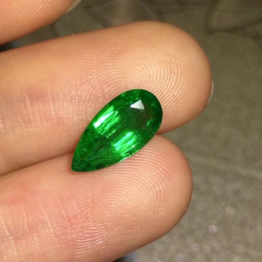 1.8ct 祖母绿裸石 商品图0