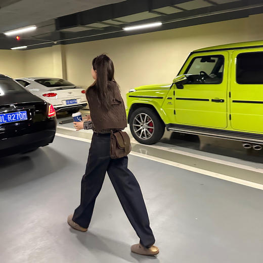 ROMI STUDIO“经典升级” 100%斜纹棉拼色包边撞色牛仔裤 23AWN737 商品图3